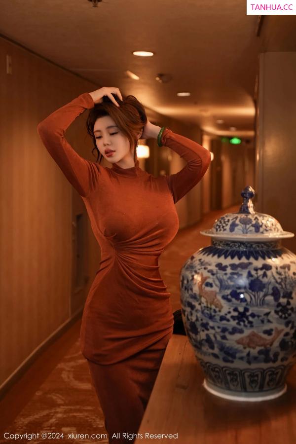 鱼儿  [XiuRen]高清写真图 2024.02.28 No.8148 Yuki鱼儿 黑丝美腿第73张图片